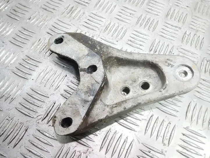 Seat Ibiza III (6L) (2002 - 2008) 6Q0199185 Кронштейн двигателя — фото 3