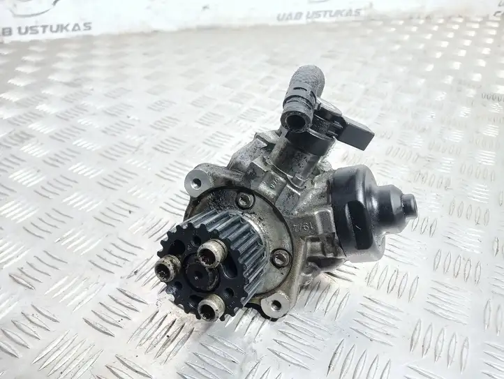 Volkswagen PASSAT B7 (2011 - 2014) 0445010526 Топливный насос — фото 1