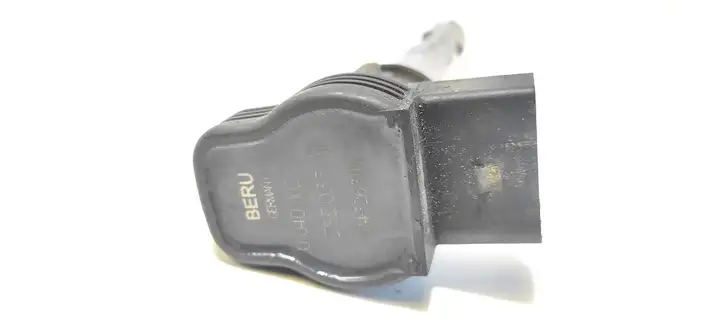 Audi A4 S4 B7 8E 8H (2004 - 2009) 0040102033 Катушка зажигания — фото 3