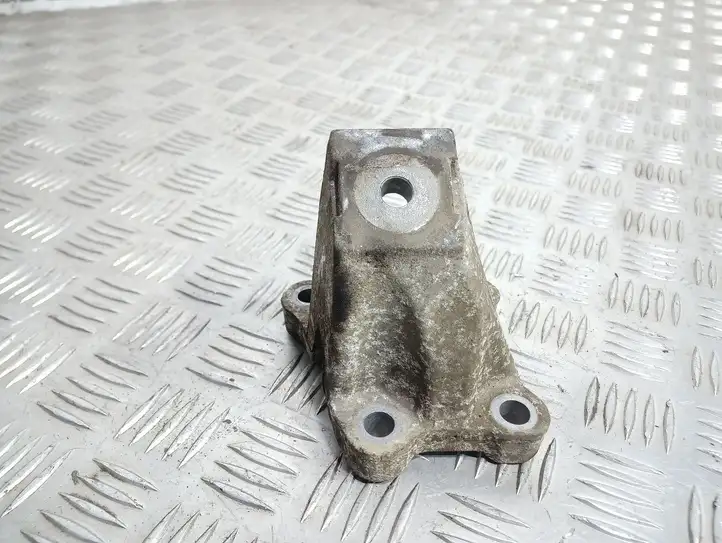 Audi A6 S6 C6 4F (2008 - 2011) Кронштейн двигателя — фото 1