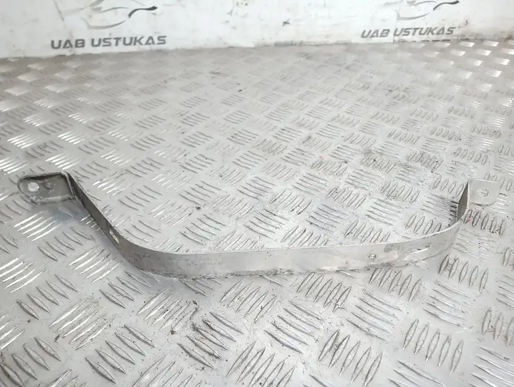 Audi A4 S4 B8 8K (2007 - 2011) 8E0201653 Кронштейн топливного бака — фото 1