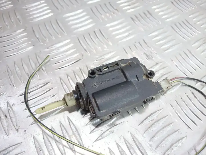 Opel Meriva A (2002 - 2006) 13120789 Привод замка крышки топливного бака — фото 3