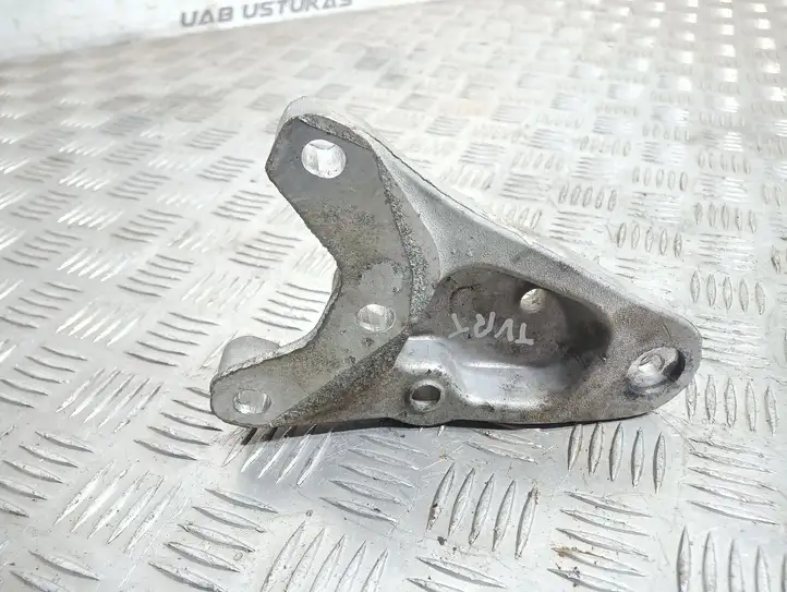 Seat Ibiza III (6L) (2002 - 2008) 6Q0199185M Кронштейн двигателя — фото 3