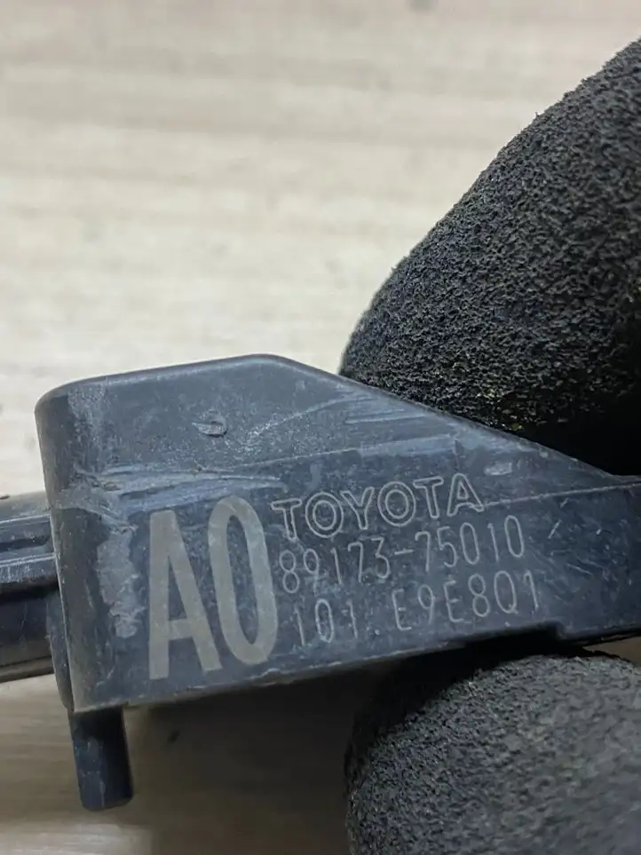 Toyota Prius (XW30) (2009 - 2015) 8917375010 Датчик удара SRS — фото 5