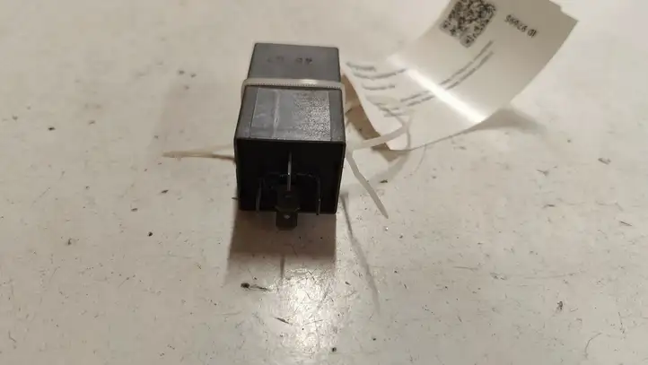 Peugeot 607 (2004 - 2010)  9654594980 Реле обогрева