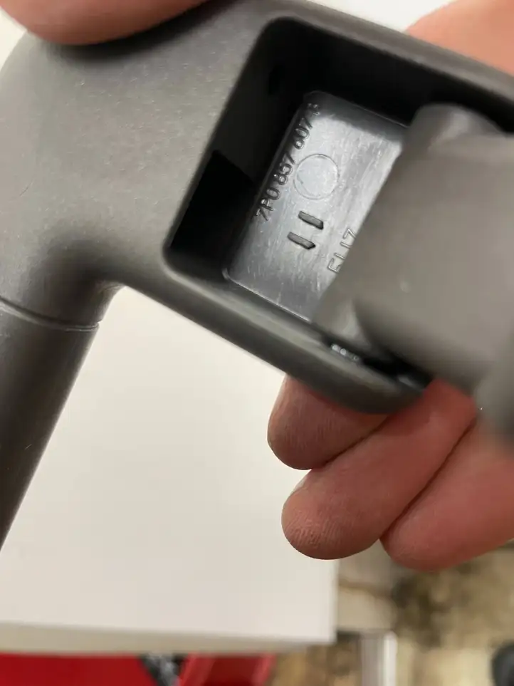 Porsche Cayenne (92A) (2011 - 2017)  7P0857607B Комплект ручек