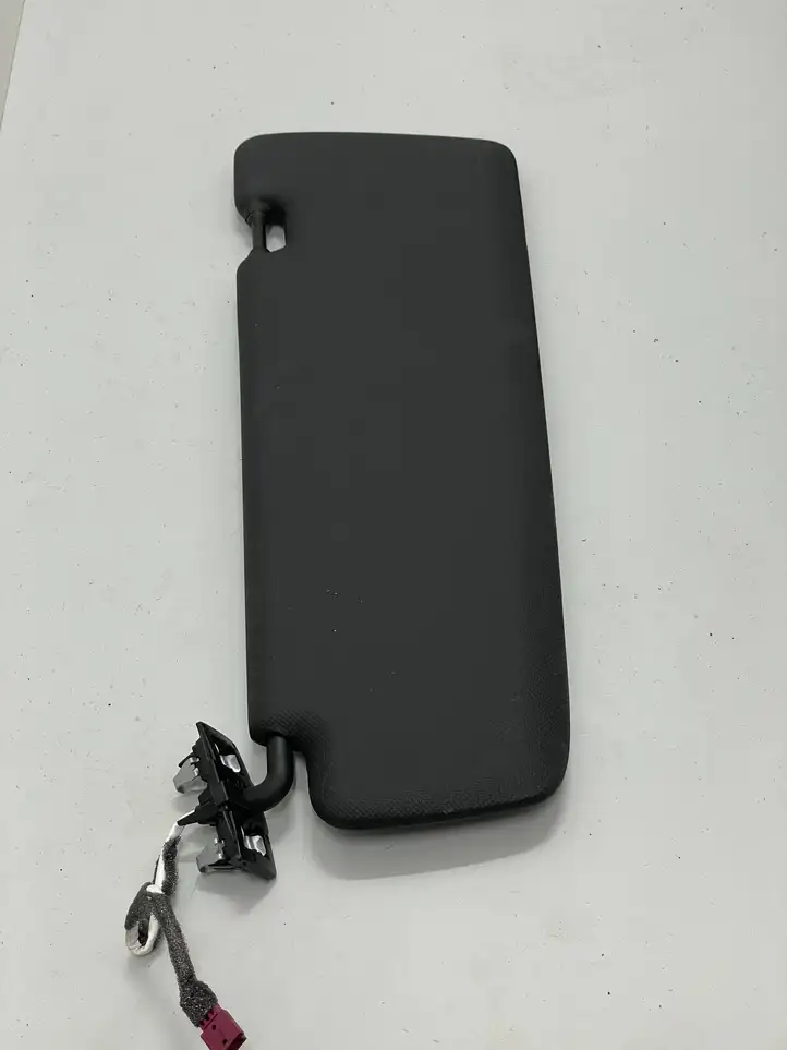 BMW 5 F10 F11 (2009 - 2016)  74178909 Щиток от солнца