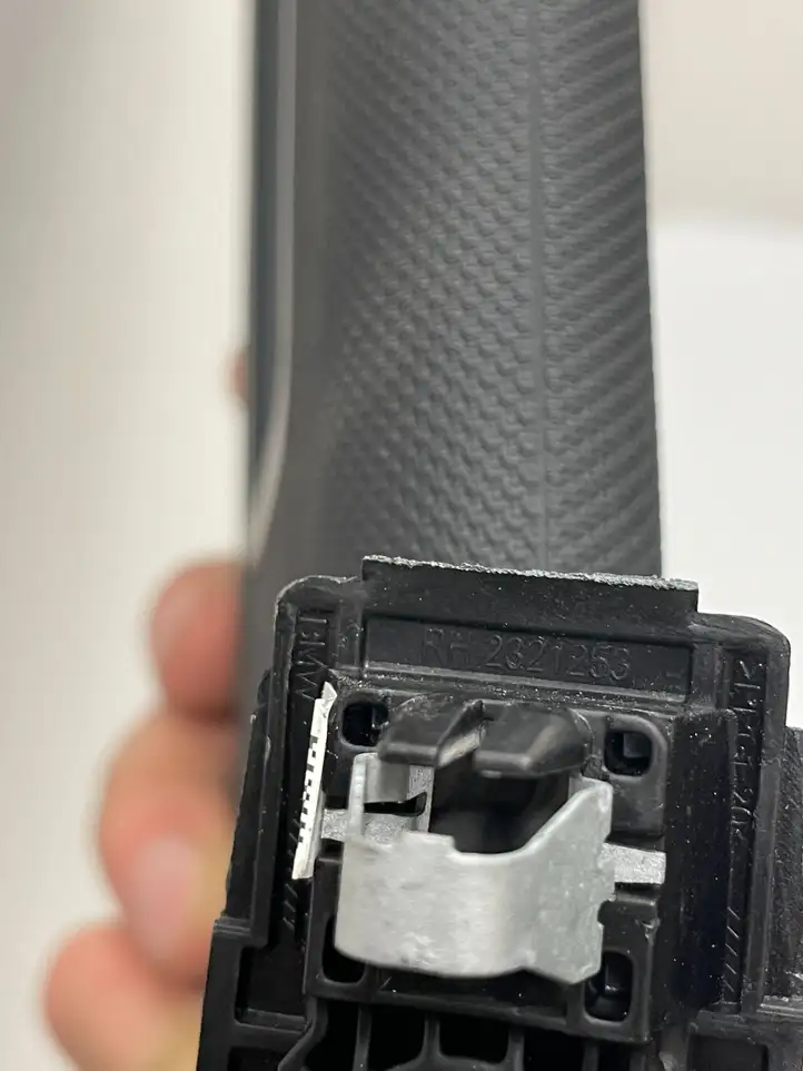 BMW 5 F10 F11 (2009 - 2016)  74178909 Щиток от солнца