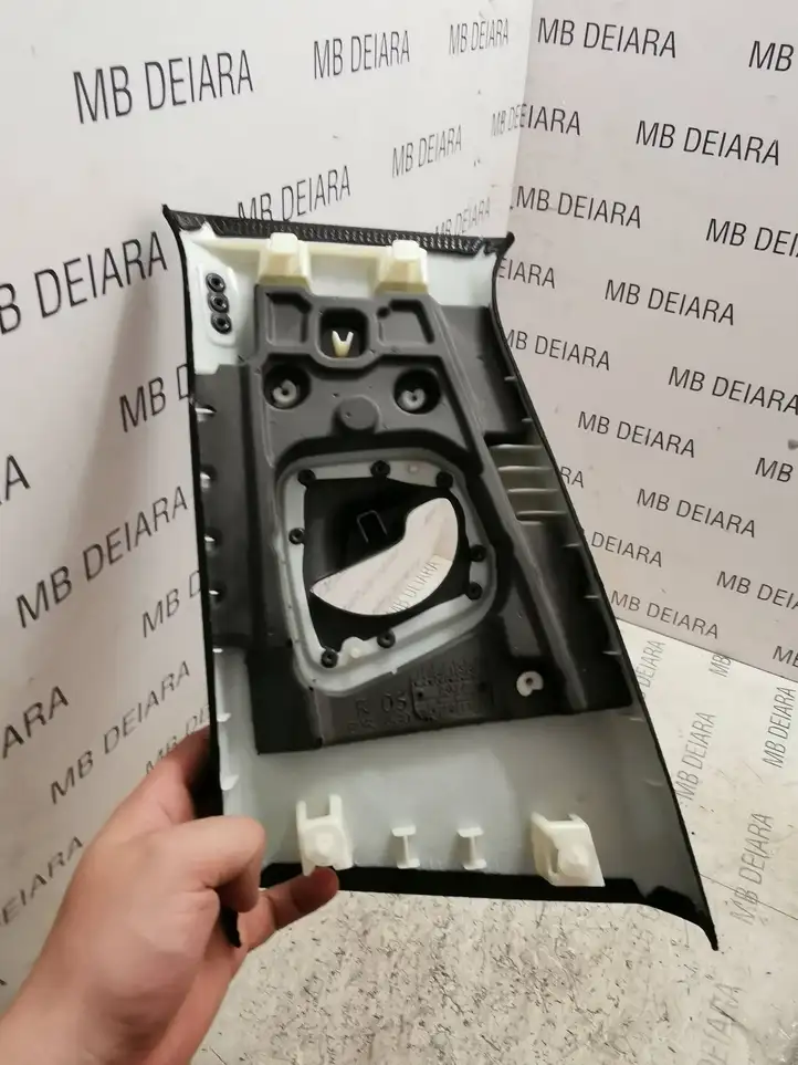 BMW 5 G30 G31 (2016 - ) 7384528 Верхняя обшивка стойки B — фото 2