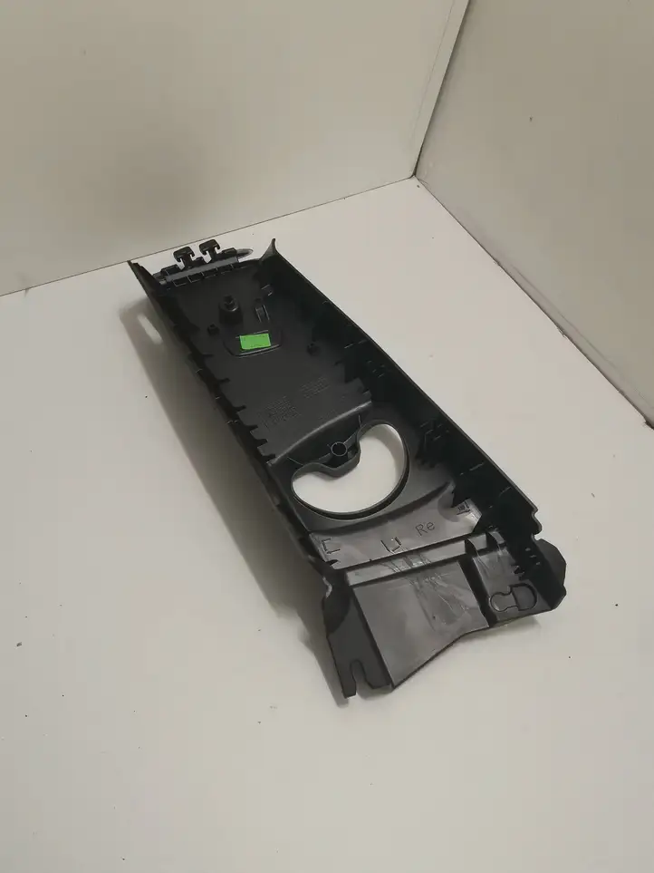 BMW 1 F20 F21 (2011 - 2019) 7265992 Верхняя обшивка стойки B — фото 2