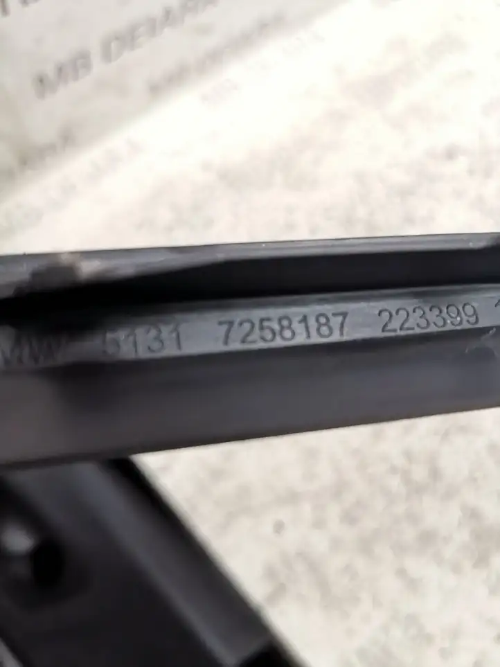 BMW 3 F30 F35 F31 (2012 - 2018) 7258187 Накладка стоек лобового стекла — фото 6