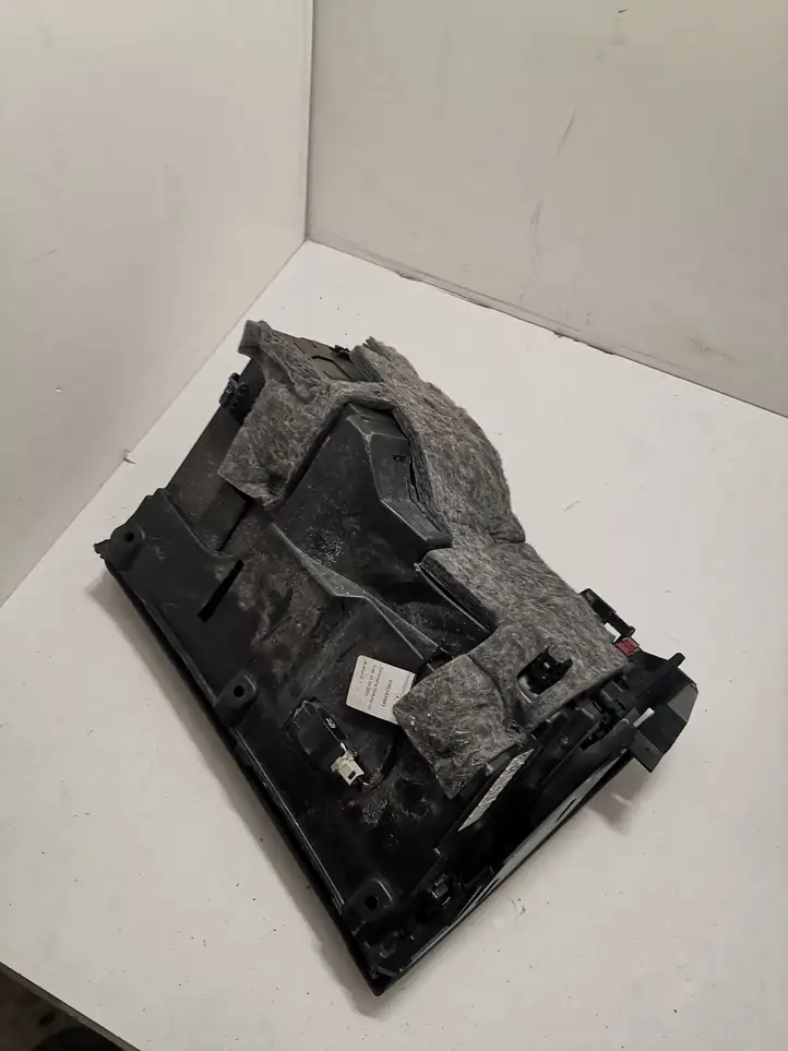 Mercedes-Benz GLC X253/C253 (2015 - )  A2536806902 Ящик для вещей