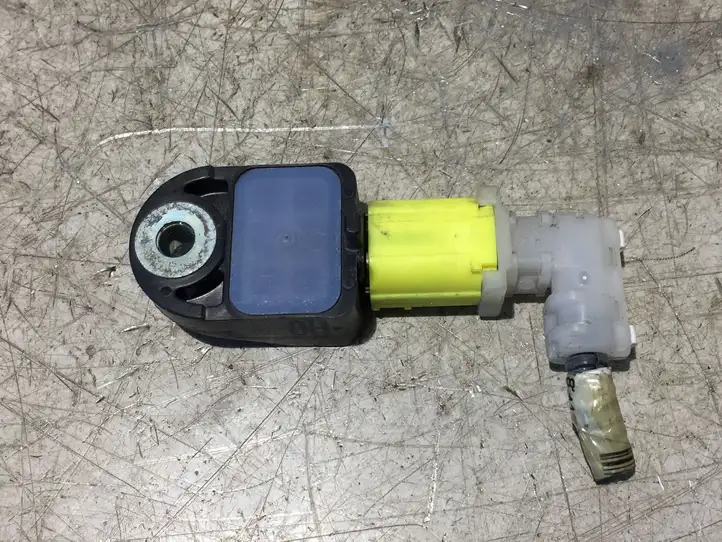 Toyota Auris E180 (2012 - 2018) 8917302090 Датчик удара SRS — фото 3