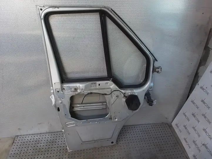 Ford Transit (2006 - 2013) Дверь — фото 5