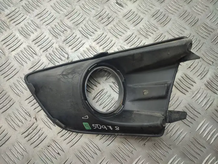 Ford C-MAX II (2010 - 2015) AM51R19952AA Решетка противотуманной фары — фото 2