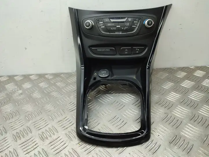 Ford B-MAX (2012 - 2018) AV1T18C612BJ Блок управления климат-контролем — фото 1