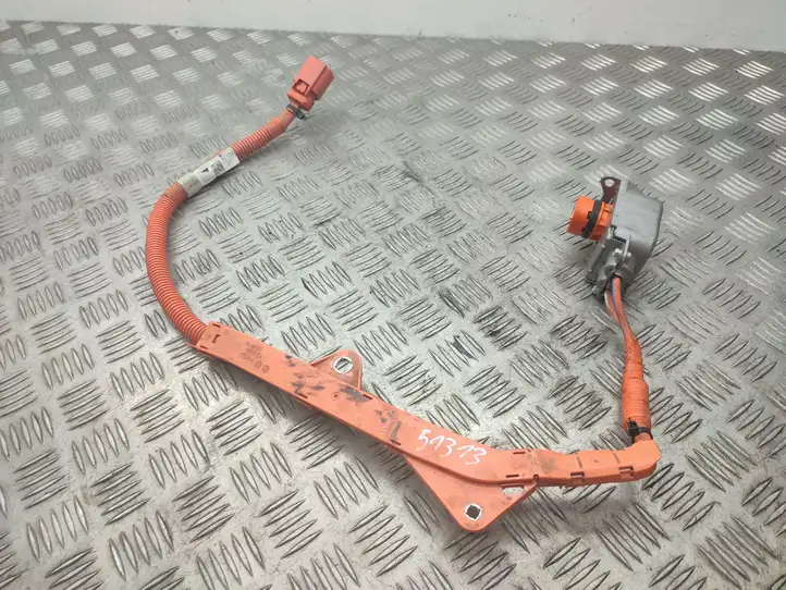Toyota Yaris (2014 - 2019) 821H2K0030 Плюсовой провод аккумулятора — фото 1