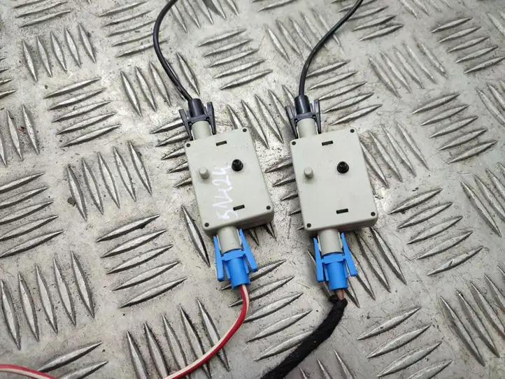 Mini One Cooper Coupe R56 (2004 - 2014)  6990090 Усилитель антенны