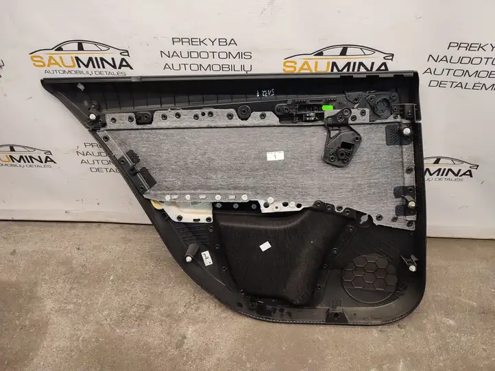 Skoda Octavia Mk3 (5E) (2013 - 2019) Обшивка задней двери — фото 2