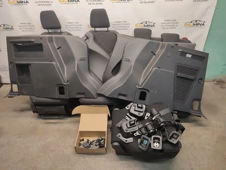 Ford Transit Courier (2014 - 2022) Комплект отделки дверей — фото 1