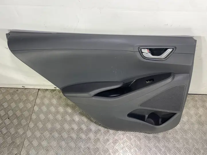Hyundai Ioniq (2016 - ) 83330G2000 Обшивка задней двери — фото 6