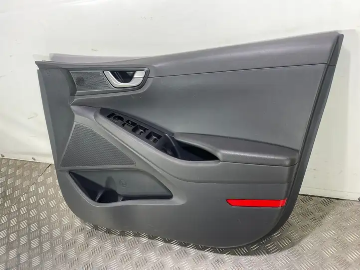 Hyundai Ioniq (2016 - ) 82340G2000 Обшивка передней двери — фото 2