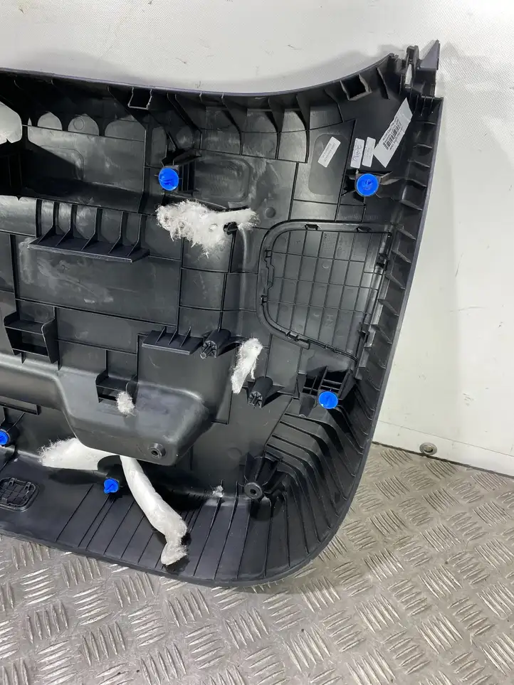 Kia Sportage (2016 - 2018) 81750F1000WK Комплект обшивки крышки багажника — фото 7