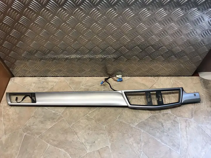 Mercedes-Benz E W212 (2009 - 2016) A2126802571 Декоративная планка — фото 1