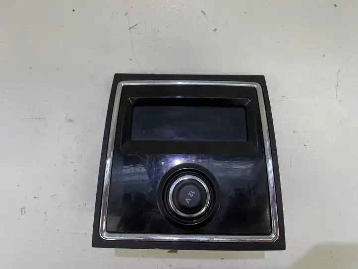 Skoda Superb B6 (3T) (2008 - 2015)  3T0919201 Часы