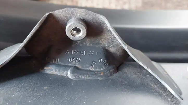 Mercedes-Benz A W177 (2018 - )  A1776117700 Задняя траверса