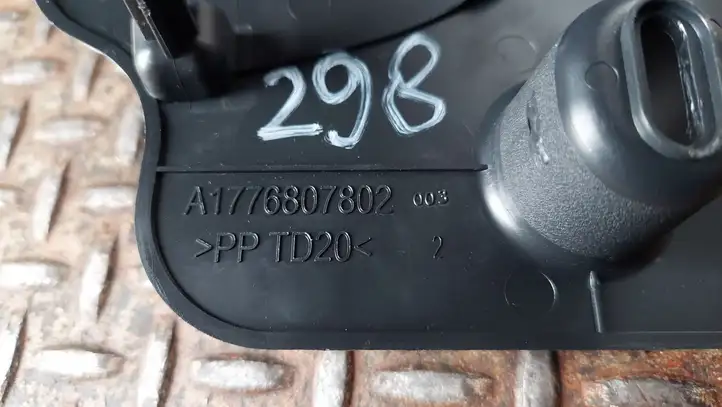 Mercedes-Benz A W177 (2018 - ) A1776807802 Прочие детали салона — фото 2