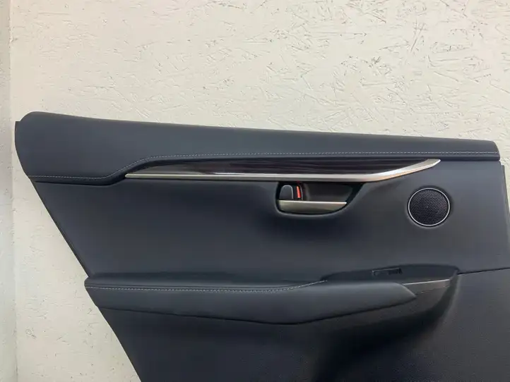 Lexus NX (2014 - 2017) Комплект салона — фото 25