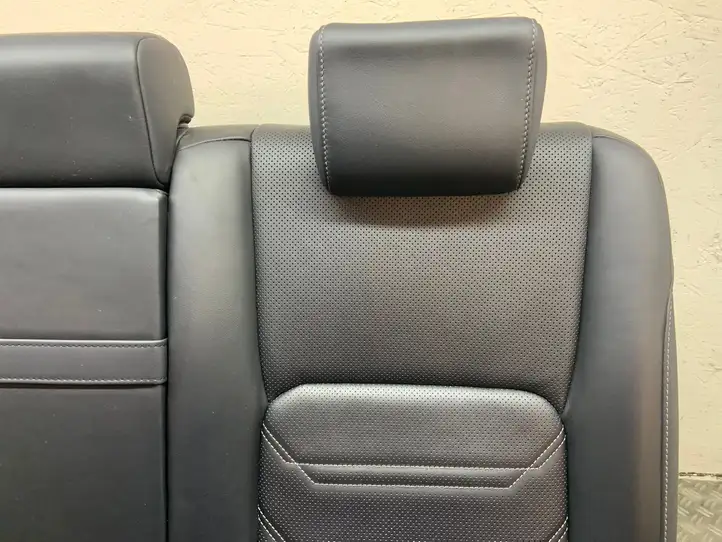 Lexus NX (2014 - 2017) Комплект салона — фото 40