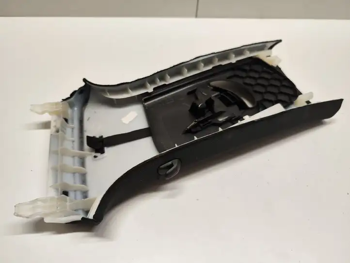 Audi A4 S4 B9 (2015 - 2019) 8W0867244E Верхняя обшивка стойки B — фото 5