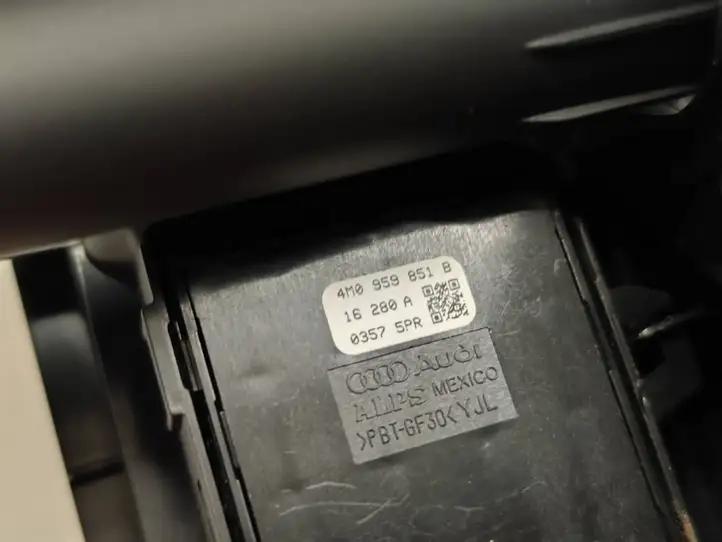 Audi Q5 SQ5 (2017 - ) 4M0959851B Кнопка стеклоподъемников — фото 7
