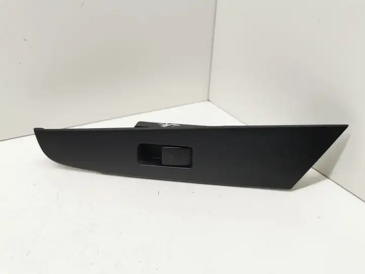 Mazda 3. (2003 - 2006)  66380 Кнопка стеклоподъемников