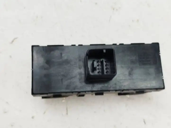 Volkswagen Tiguan (2007 - 2011) 1K4959857B Блок кнопок стеклоподъемников — фото 2