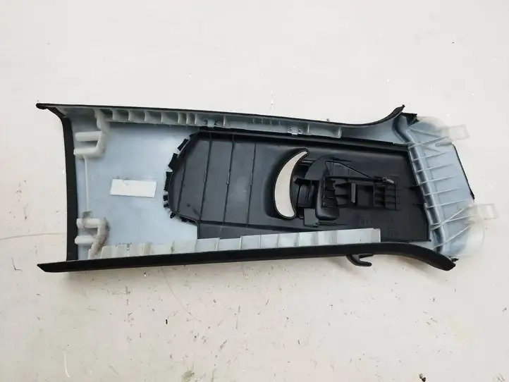 Audi Q5 SQ5 (2008 - 2012) 8R0867243F Верхняя обшивка стойки B — фото 3