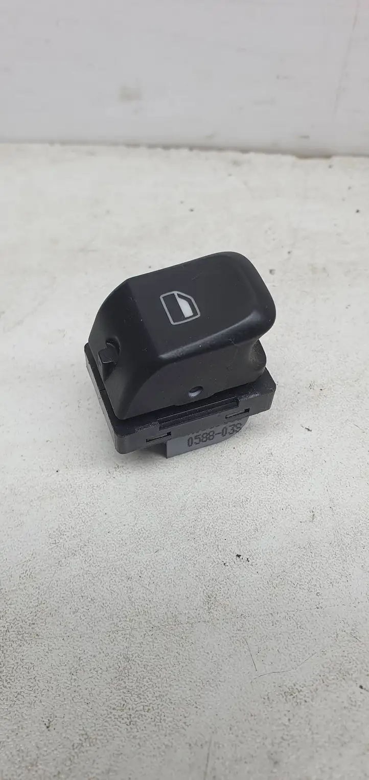 Audi A4 S4 B8 8K (2007 - 2011) 8K0959855 Кнопка стеклоподъемников — фото 1