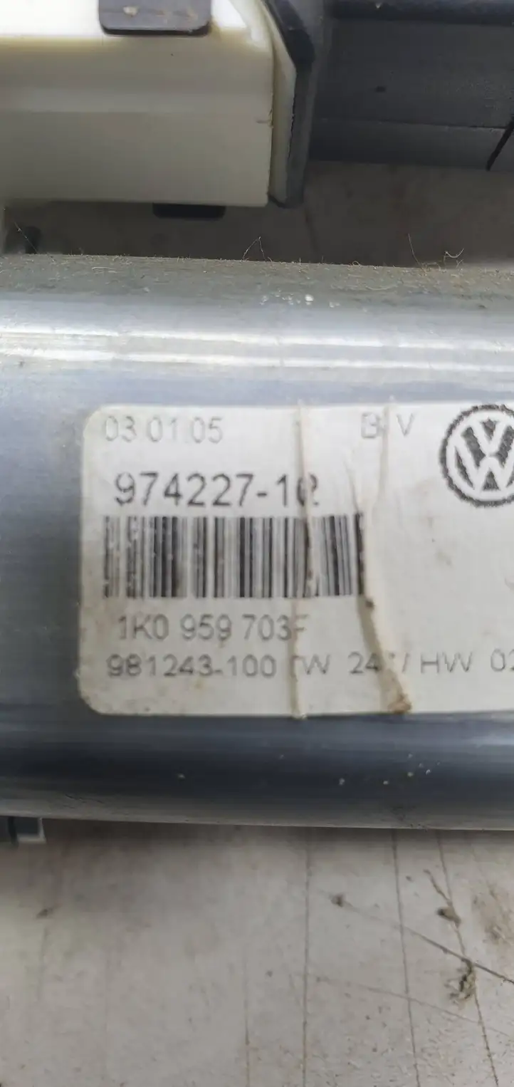 Volkswagen PASSAT B6 (2005 - 2010) 1K0959703F Стеклоподъемник задней двери — фото 4