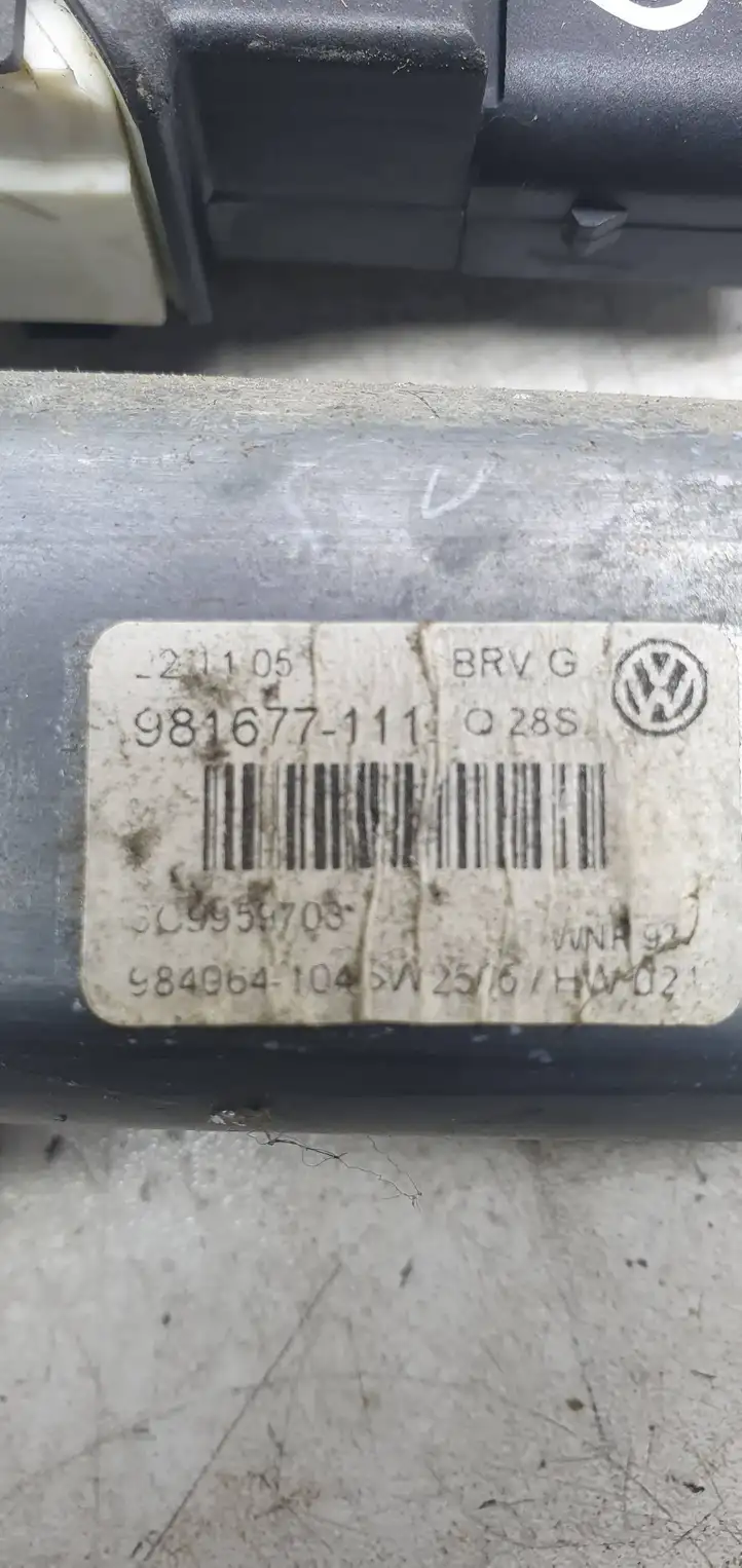 Volkswagen PASSAT B6 (2005 - 2010) 3C9959703 Стеклоподъемник задней двери — фото 5