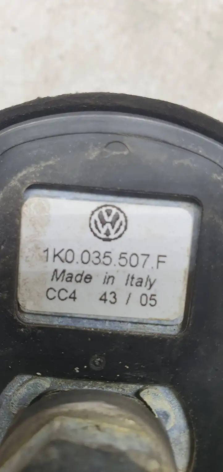 Volkswagen PASSAT B6 (2005 - 2010) 1K0035507F Радиоантенна — фото 3