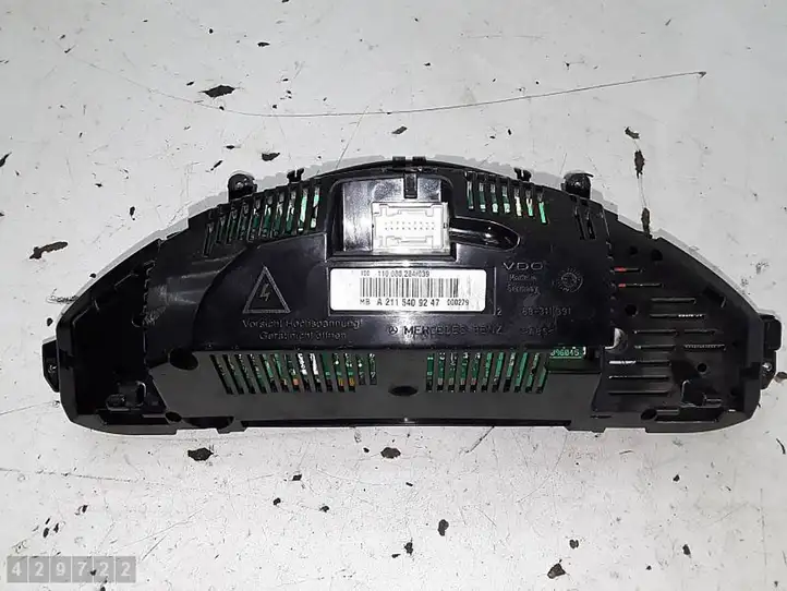 Mercedes-Benz E W211 (2002 - 2009)  A2115409247 Спидометр (приборный щиток)