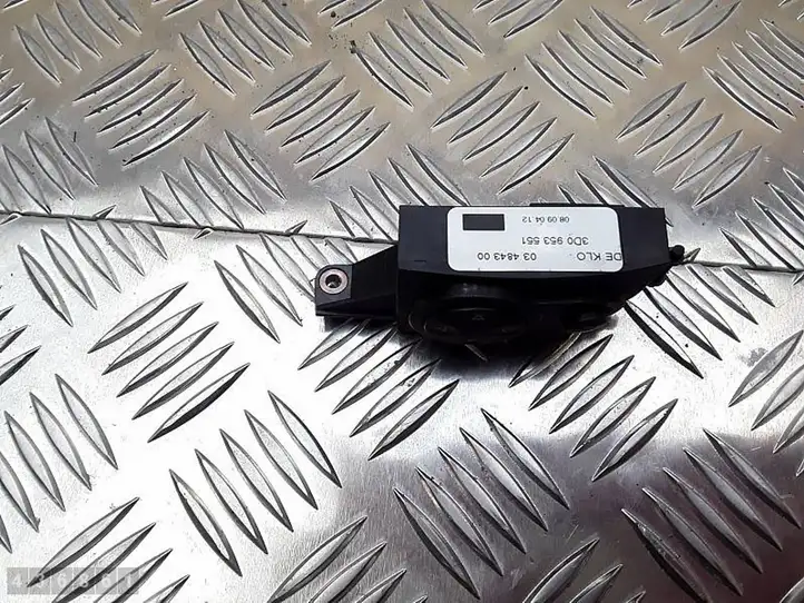 Volkswagen Phaeton (2002 - 2008)  3D0953551 Кнопки рулевого колеса