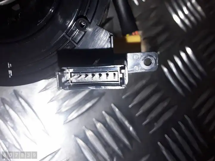 Volvo S60 (2010 - 2013)  31313854 Полоса надувных подушек (кольцо srs)