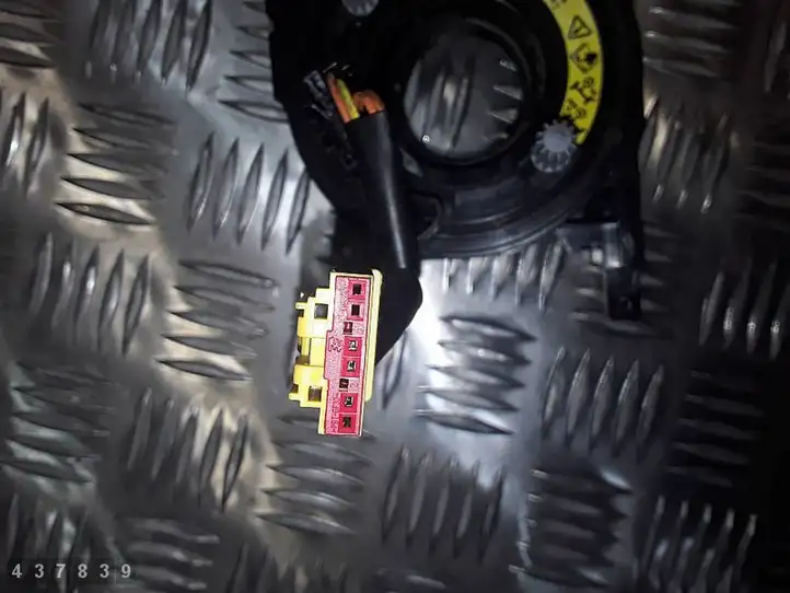 Volvo S60 (2010 - 2013)  31313854 Полоса надувных подушек (кольцо srs)