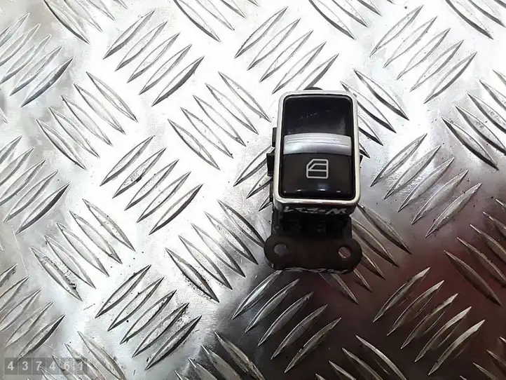 Mercedes-Benz S W221 (2005 - 2013) A2218704579 Блок кнопок стеклоподъемников — фото 1