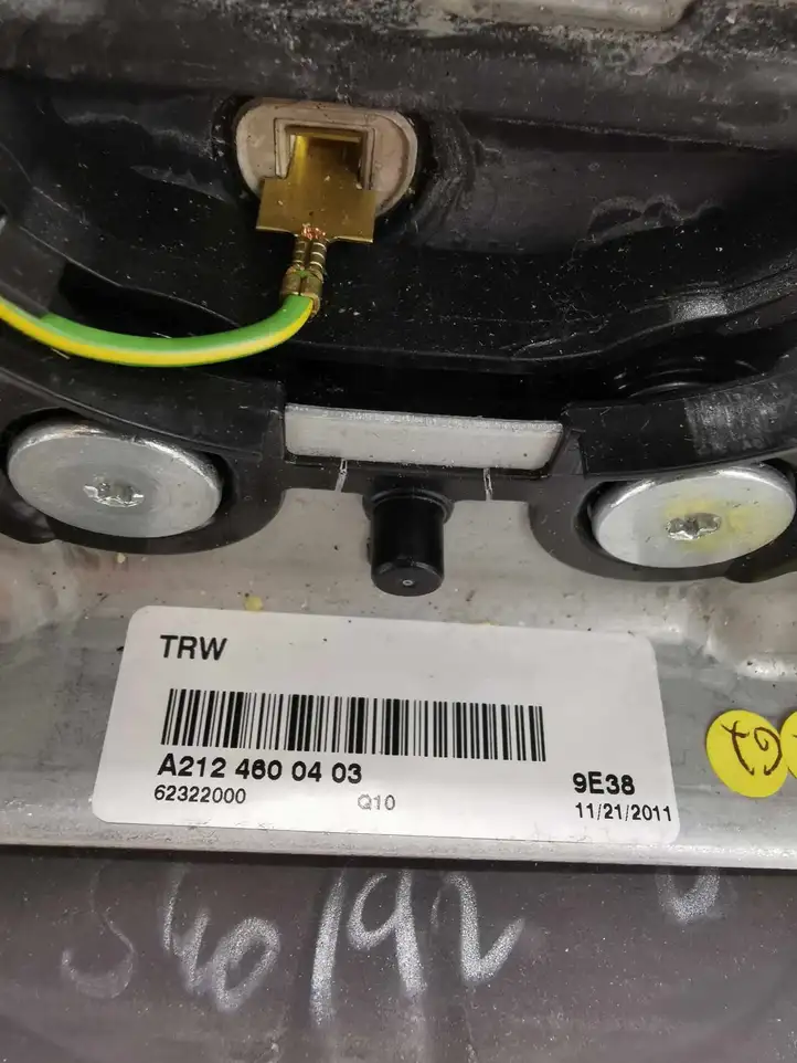 Mercedes-Benz E W212 (2009 - 2016)  A2124600403 Руль