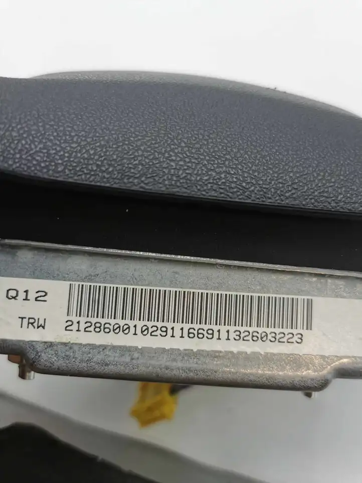 Mercedes-Benz E W212 (2009 - 2016)  A2124600403 Руль