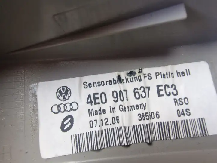 Audi A8 S8 D3 4E (2005 - 2007) 4E0907637 Прочие детали салона — фото 3